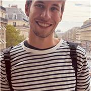 Studente universitario diplomato con 100/100 offre lezioni di inglese (grammatica, letteratura, …) sia a domicilio che online che a casa mia